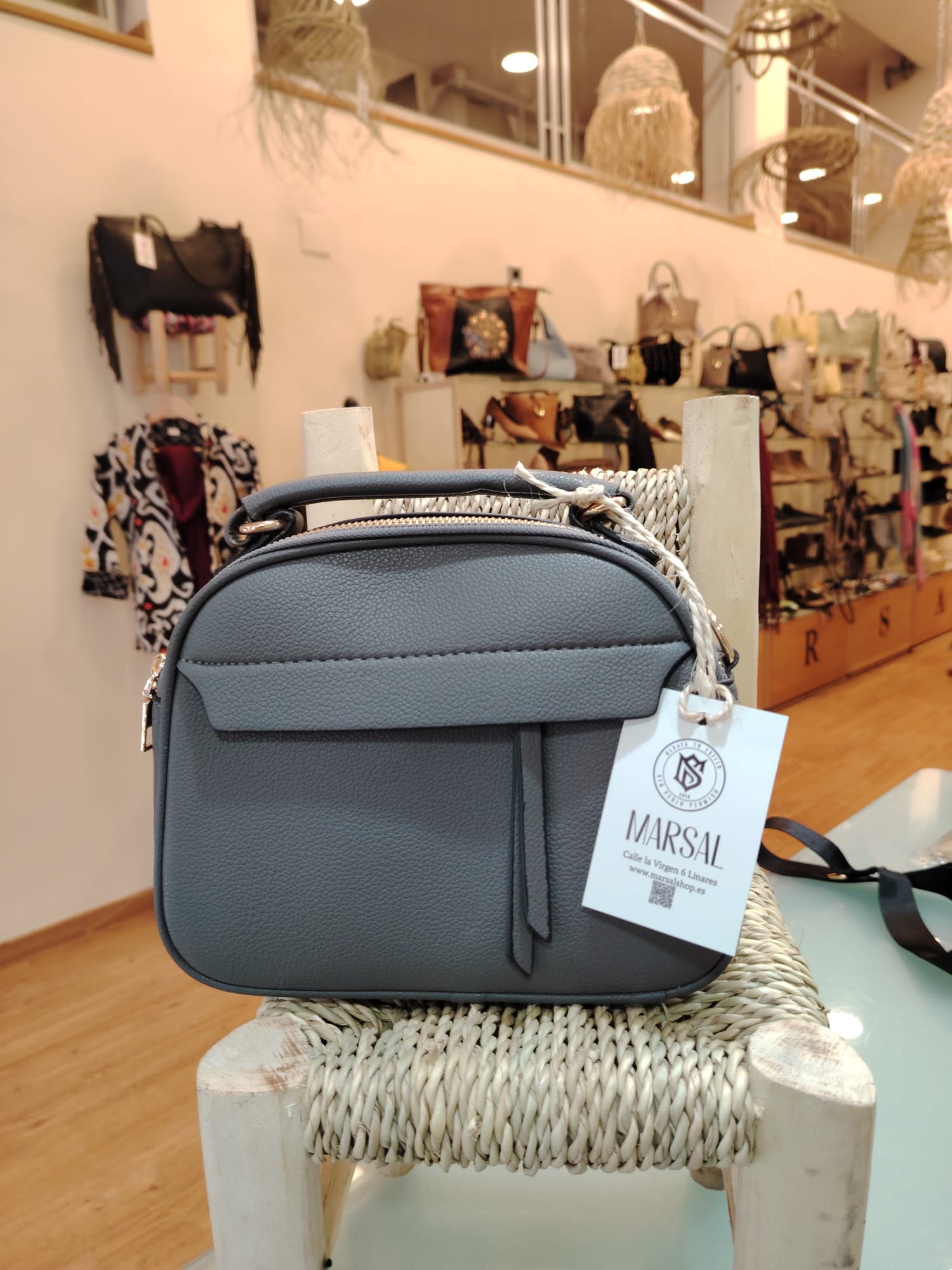 Bolso Bandolera Minimalista - Elegancia Urbana - Imagen 2